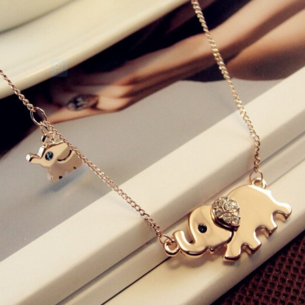 🐘 Boho Mama with Baby Elephant Gold Choker - Picture 4 of 8